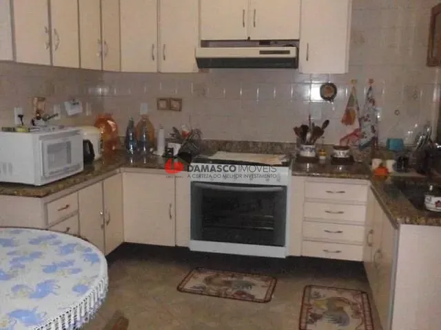 Sobrado com 180m² 3 quartos e 2 banheiros, à venda, no bairro Olímpico em São Caetano do Sul