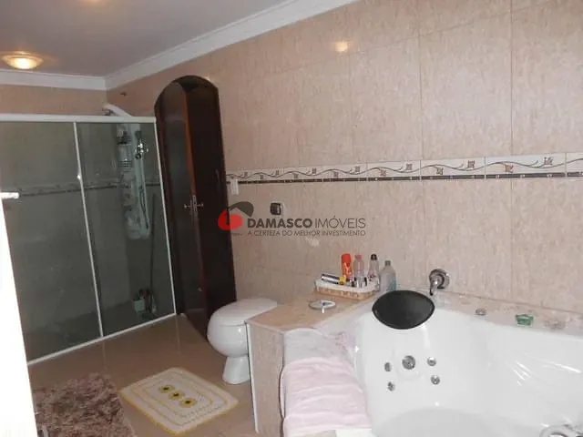 Sobrado com 180m² 3 quartos e 2 banheiros, à venda, no bairro Olímpico em São Caetano do Sul