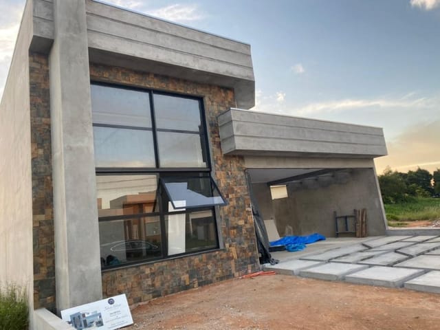 Sobrado com 300m² 3 quartos e 4 banheiros, à venda, no bairro Residencial San Diego (Paysage Noble) em Vargem Grande Paulista