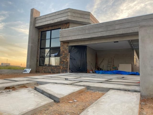 Sobrado com 300m² 3 quartos e 4 banheiros, à venda, no bairro Residencial San Diego (Paysage Noble) em Vargem Grande Paulista