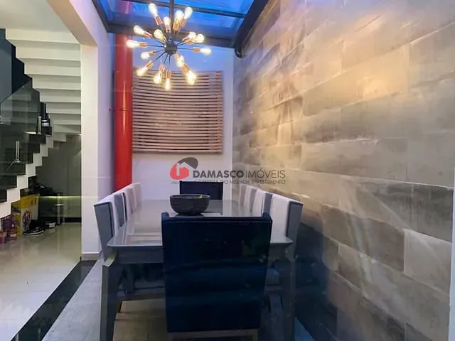 Sobrado com 120m² 3 quartos e 1 banheiro, à venda, no bairro Barcelona em São Caetano do Sul