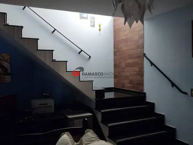 Sobrado com 444m² 5 quartos e 4 banheiros, à venda, no bairro Vila California em São Paulo