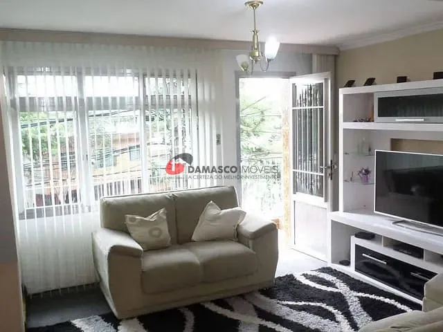 Sobrado com 215m² 3 quartos e 1 banheiro, à venda, no bairro Jardim Guairaca em São Paulo