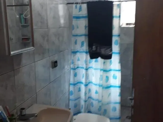 Sobrado com 382m² 5 quartos e 3 banheiros, à venda, no bairro Jardim Zaira em Mauá