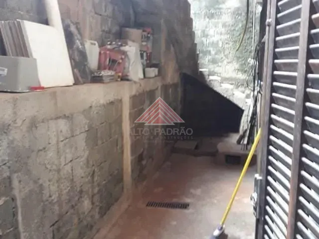 Sobrado com 382m² 5 quartos e 3 banheiros, à venda, no bairro Jardim Zaira em Mauá