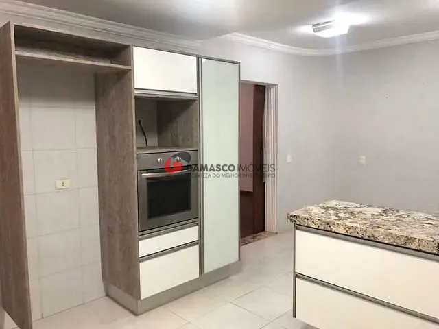 Sobrado com 456m² 3 quartos e 3 banheiros, à venda, no bairro Vila Floresta em Santo André