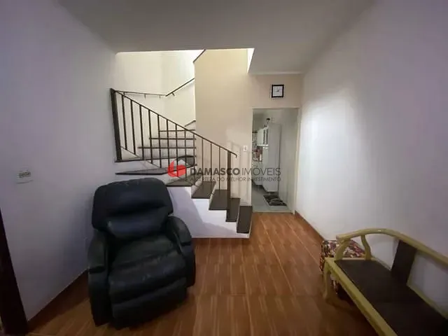 Sobrado com 125m² 3 quartos e 2 banheiros, à venda, no bairro Quinta da Paineira em São Paulo