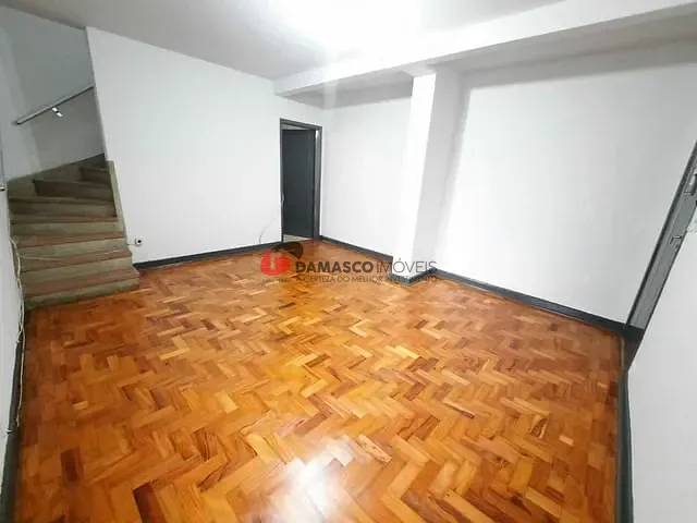 Sobrado 3 quartos e 1 banheiro, para alugar, no bairro Barcelona em São Caetano do Sul