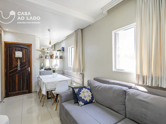 Sobrado com 90m² 3 quartos e 2 banheiros, à venda, no bairro Santa Felicidade em Curitiba