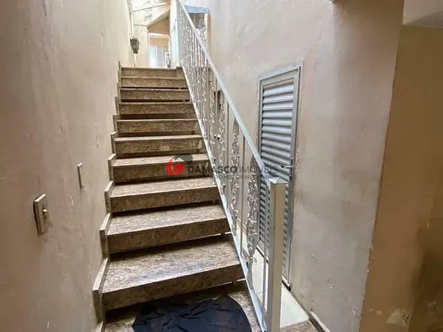 Sobrado com 180m² 2 quartos e 2 banheiros, à venda, no bairro Quinta da Paineira em São Paulo