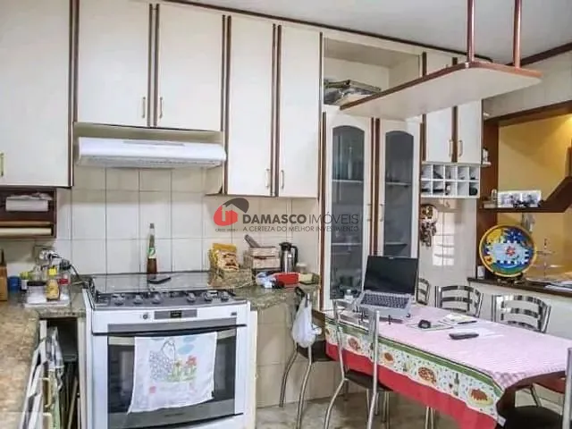 Sobrado com 245m² 3 quartos e 3 banheiros, à venda, no bairro Cerâmica em São Caetano do Sul