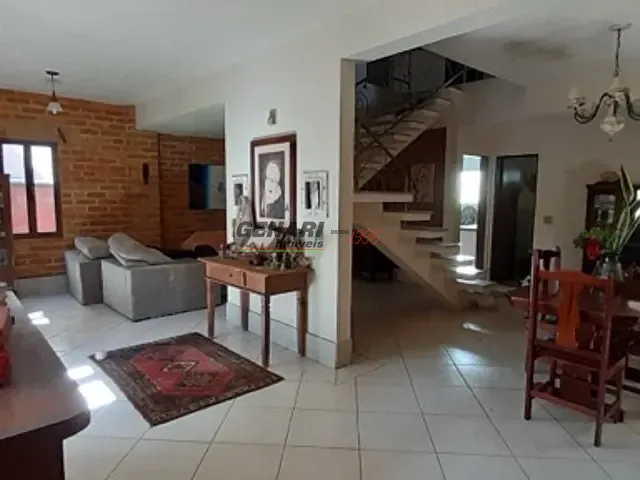 Sobrado com 300m² 4 quartos e 4 banheiros, à venda, no bairro Jardim Esplanada em Indaiatuba
