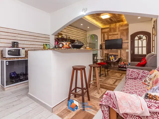 Sobrado com 183m² 5 quartos e 6 banheiros, à venda, no bairro Vila Zat em São Paulo