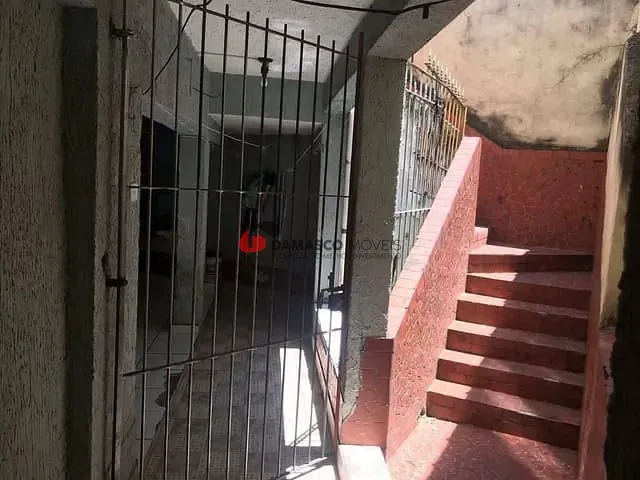 Sobrado com 320m² 1 quarto e 1 banheiro, à venda, no bairro Vila Arapua em São Paulo