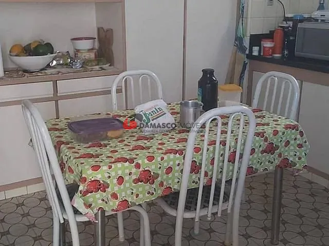 Sobrado com 380m² 4 quartos e 2 banheiros, à venda, no bairro Vila Prudente em São Paulo