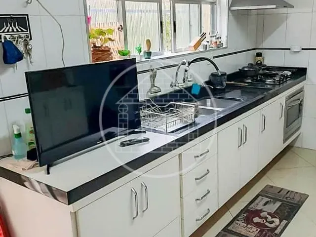 Sobrado com 175m² 3 quartos e 2 banheiros, à venda, no bairro Jardim dos Lagos em São Paulo