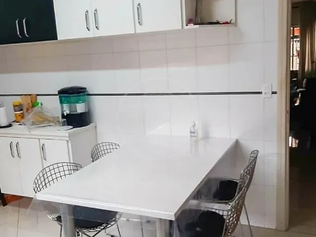 Sobrado com 175m² 3 quartos e 2 banheiros, à venda, no bairro Jardim dos Lagos em São Paulo