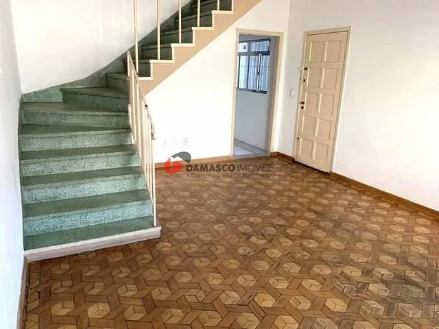 Sobrado com 138m² 3 quartos e 1 banheiro, à venda, no bairro Olímpico em São Caetano do Sul