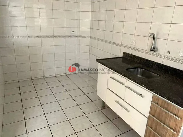 Sobrado com 138m² 3 quartos e 1 banheiro, à venda, no bairro Olímpico em São Caetano do Sul