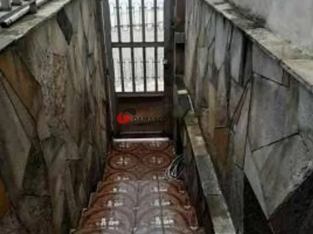 Sobrado com 175m² 2 quartos e 1 banheiro, à venda, no bairro Vila Sacadura Cabral em Santo André