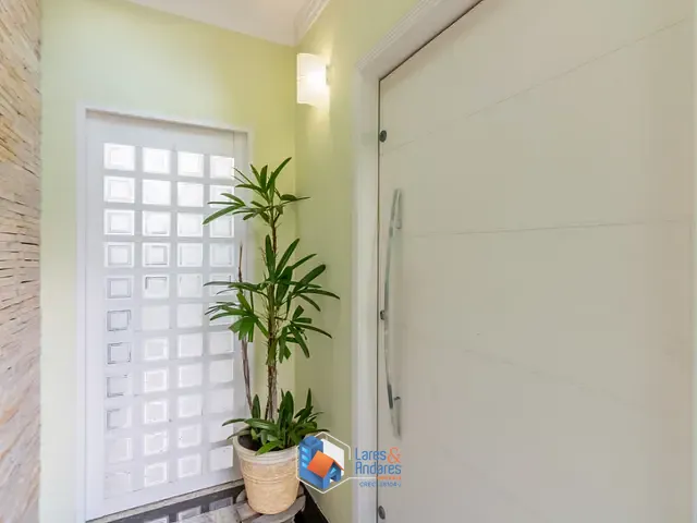 Sobrado com 250m² 3 quartos e 4 banheiros, à venda, no bairro Jardim Maria Estela em São Paulo
