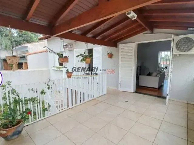 Sobrado com 256m² 4 quartos e 5 banheiros, à venda, no bairro Vila Castelo Branco em Indaiatuba
