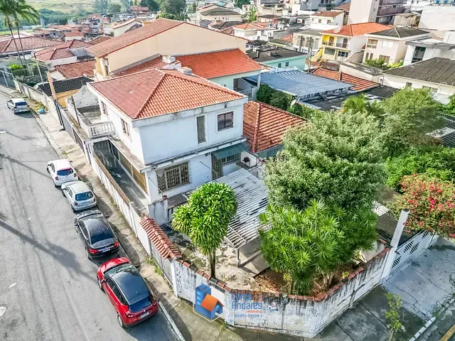 Sobrado com 253m² 3 quartos e 2 banheiros, à venda, no bairro Jardim Regina em São Paulo