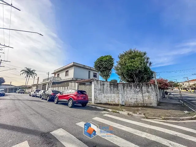 Sobrado com 253m² 3 quartos e 2 banheiros, à venda, no bairro Jardim Regina em São Paulo