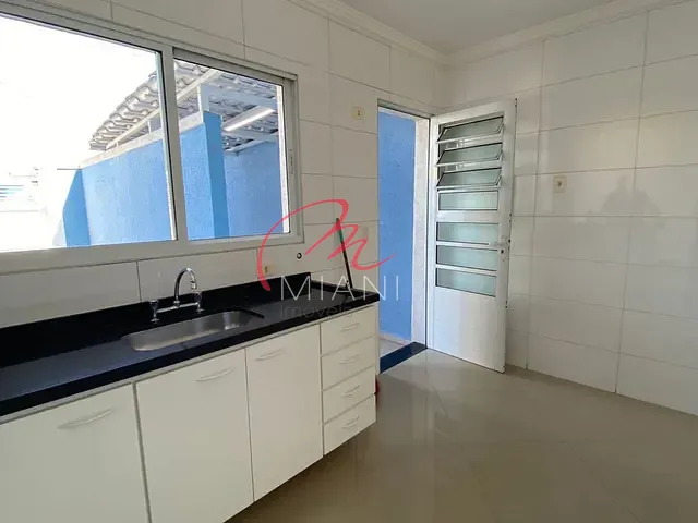 Sobrado 2 quartos e 3 banheiros, para alugar, no bairro Rio Pequeno em São Paulo