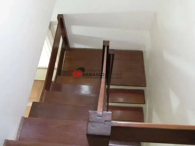 Sobrado com 248m² 3 quartos e 1 banheiro, à venda, no bairro Vila Lucia em São Paulo