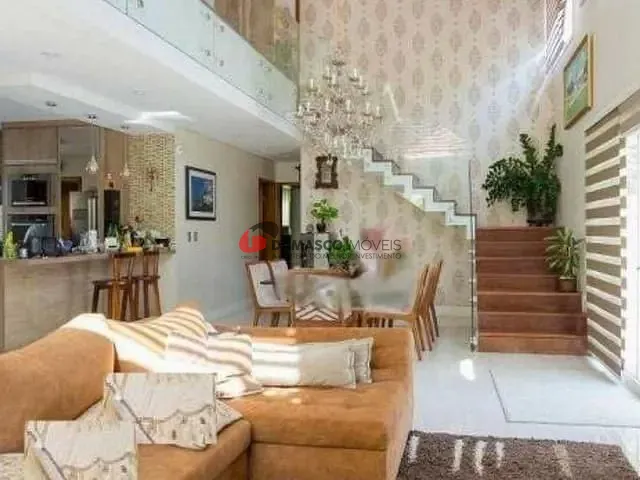 Sobrado com 396m² 4 quartos e 3 banheiros, à venda, no bairro Jardim Sao Caetano em São Caetano do Sul