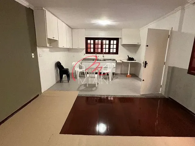 Sobrado 4 quartos e 4 banheiros, à venda, no bairro Jardim das Vertentes em São Paulo