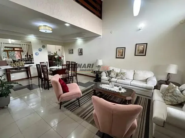 Sobrado com 300m² 4 quartos e 5 banheiros, à venda, no bairro Jardim Esplanada em Indaiatuba