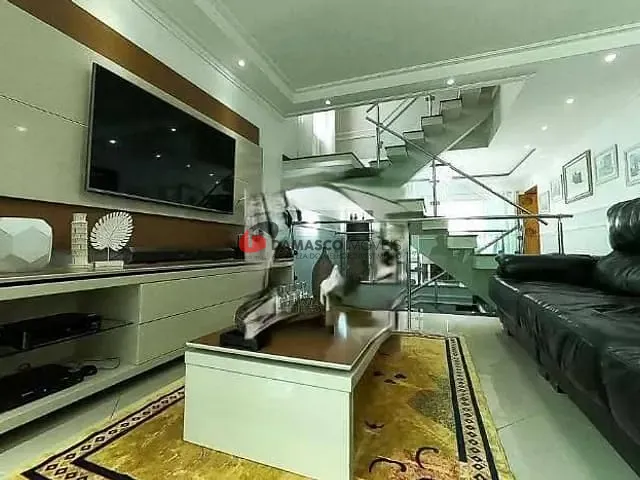 Sobrado com 405m² 5 quartos e 9 banheiros, à venda, no bairro Jardim Sao Caetano em São Caetano do Sul