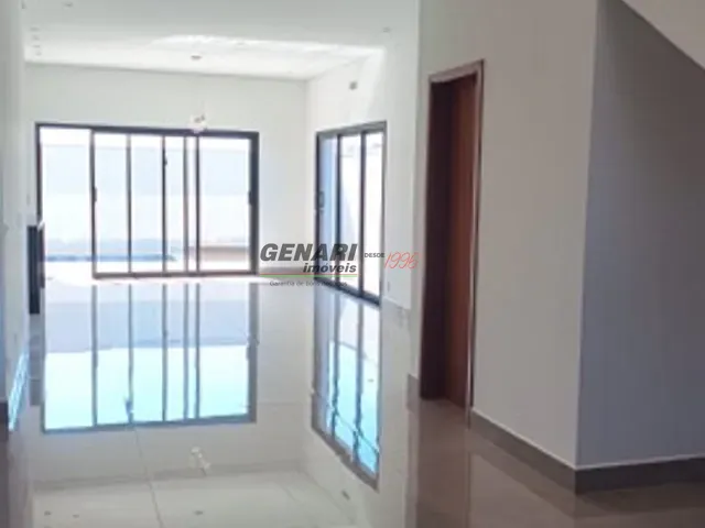 Sobrado com 300m² 4 quartos e 6 banheiros, à venda, no bairro Jardim Residencial Dona Maria Candida em Indaiatuba