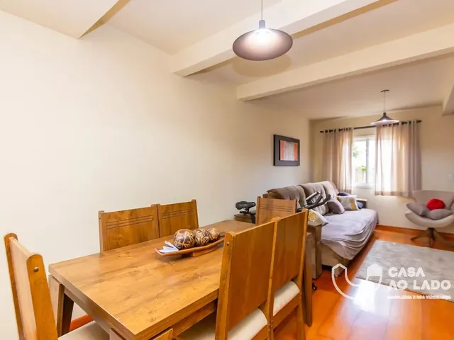 Casa 3 quartos e 3 banheiros, à venda, no bairro Cajuru em Curitiba