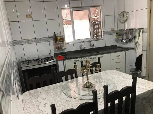 Sobrado com 169m² 4 quartos e 2 banheiros, à venda, no bairro Olímpico em São Caetano do Sul