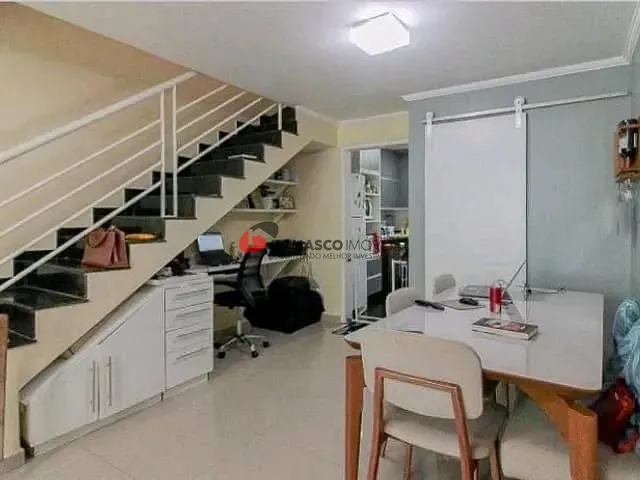 Sobrado com 130m² 3 quartos e 1 banheiro, à venda, no bairro Vila Alpina em São Paulo