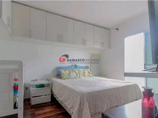 Sobrado com 130m² 3 quartos e 1 banheiro, à venda, no bairro Vila Alpina em São Paulo