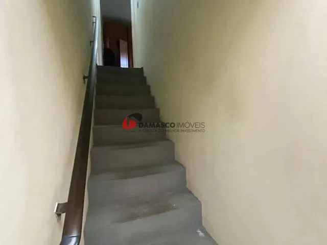 Sobrado com 184m² 2 quartos e 2 banheiros, à venda, no bairro Olímpico em São Caetano do Sul