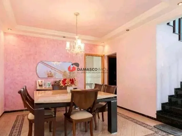 Sobrado com 253m² 3 quartos e 4 banheiros, à venda, no bairro Vila Alpina em São Paulo
