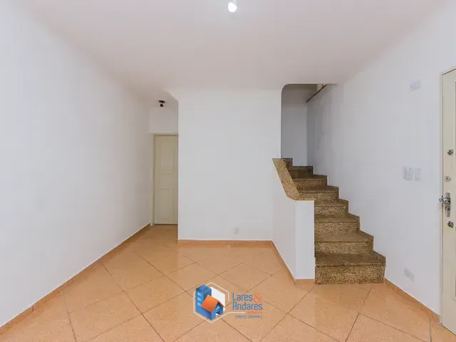 Sobrado com 125m² 3 quartos e 3 banheiros, à venda, no bairro Jardim Piqueroby em São Paulo