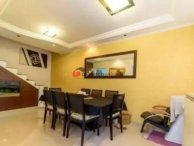 Sobrado com 265m² 5 quartos e 3 banheiros, à venda, no bairro Jardim Sao Caetano em São Caetano do Sul