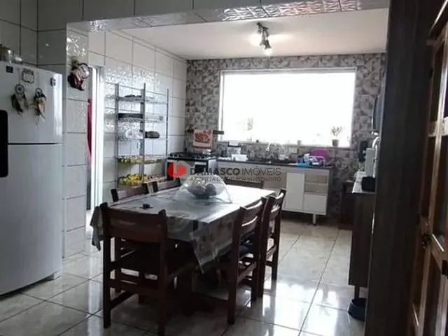 Sobrado com 189m² 3 quartos e 2 banheiros, à venda, no bairro Campestre em Santo André