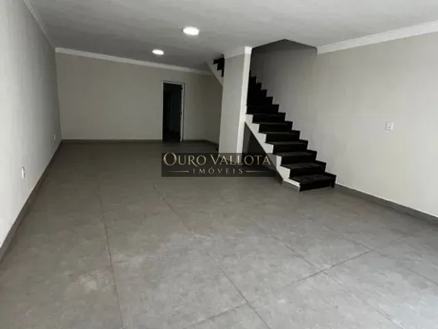 Sobrado 3 quartos e 2 banheiros, à venda, no bairro Vila Carrão em São Paulo