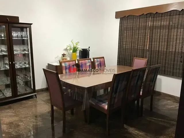 Sobrado com 300m² 5 quartos e 1 banheiro, à venda, no bairro Vila Caminho do Mar em São Bernardo do Campo
