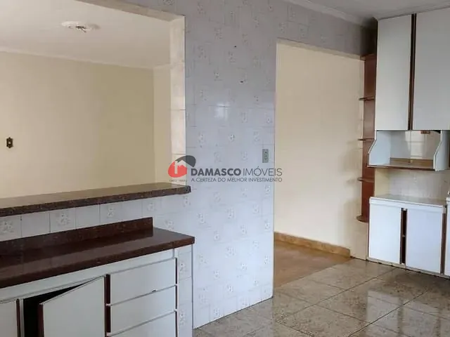 Sobrado com 672m² 3 quartos e 1 banheiro, à venda, no bairro Santa Maria em Santo André