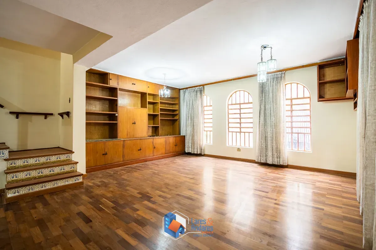Sobrado, 6 quartos, 236 m² - Foto 4