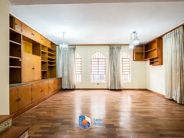 Sobrado com 152m² 6 quartos e 4 banheiros, à venda, no bairro Vila Santo Antônio em São Paulo
