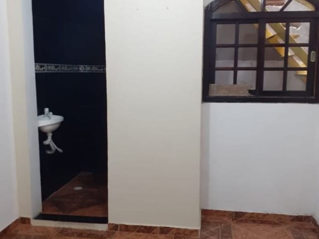 Sobrado com 81m² 3 quartos e 3 banheiros, à venda, no bairro Jardim Saint Moritz em Taboão da Serra